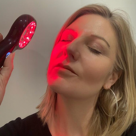 Fight Skin Ageing, Wrinkles, Hyperpigmentation, Skin Conditions, and Cellulite with Red Light Therapy